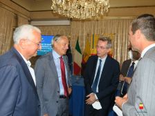  foto della conferenza stampa