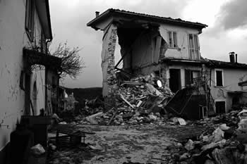 foto terremoto aquila