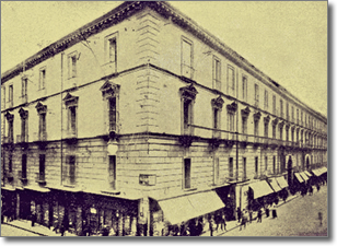 old picture of the façade of Palazzo San Giacomo in via Toledo at the corner of via San Giacomo