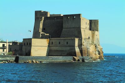 veduta del castel dell'ovo