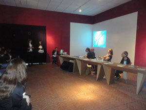 immagine della tavola rotonda