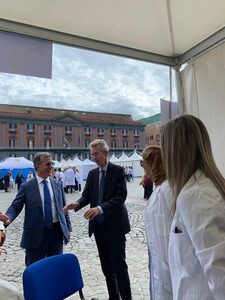 Al via 'Salute per Tutti'. Cittadini in fila per screening sanitari gratuiti