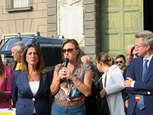 Le elette del Comune in piazza con il Sindaco Manfredi in segno di solidarietà per le donne iraniane 