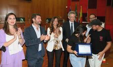 Dal Consiglio comunale di Napoli una targa alla cooperativa ‘La Paranza”