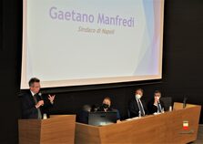 Una foto dell'incontro al Mann