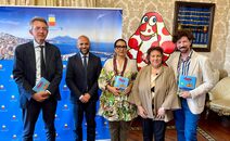 Pimpa va a Napoli: in libreria la guida per bambini