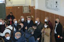 Una foto della cerimonia di riapertura della funicolare