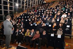 proiezione in anteprima  del documentario "Buon Compleanno Massimo"