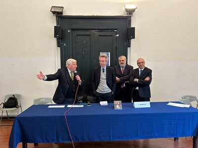 "Un tempo bello", gli anni `80. Interviste e foto d'epoca del Napoli Basket nel libro di Giuseppe Farese, presentato al Maschio Angioino 