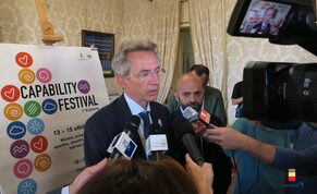 Mostre, proiezioni, incontri, aperitivi, dibattiti sulla disabilità nell’età contemporanea