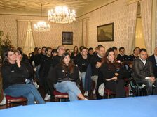 L’Assessore allo Sport e alle Pari Opportunità Emanuela Ferrante ha premiato le atlete e gli atleti della "Waterpolo Napoli Lions"