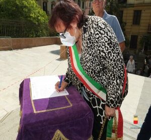 L'assessore Armato ai funerali di Antonio Casagrande