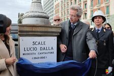 Intitolate a Lucio Dalla le scale della banchina di Santa Lucia 