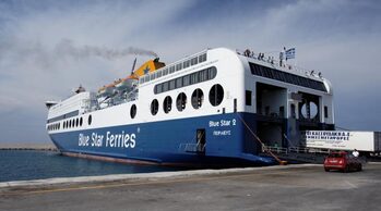 immagine di una nave passeggeri