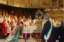 Si rinnova il prodigio della liquefazione del sangue di San Gennaro