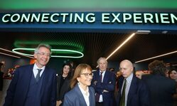 Il sindaco Manfredi inaugura CX Naples | Centrale