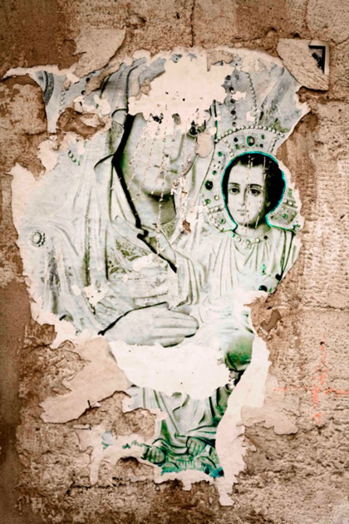 "Urban Icon. The Democracy of the Wall" di Francesco Cabras