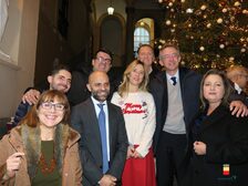 A Palazzo San Giacomo è iniziata la distribuzione dei Giocattoli Sospesi