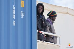 Arrivata in porto la Sea Eye 4, in moto la rete di accoglienza per i 106 migranti a bordo