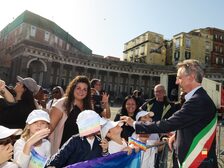 manifestazione pace plebiscito