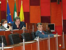 Una foto della seduta del Consiglio