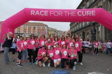 La partenza della Race for the cure in piazza del Plebiscito